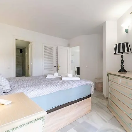Apartment 134 - Stylish Modern With Pool, Mijas