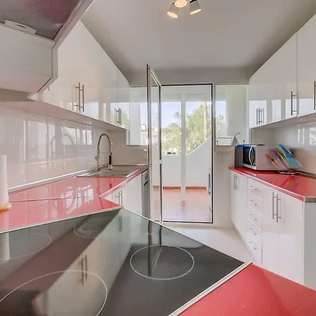 Apartment 134 - Stylish Modern With Pool, Mijas *