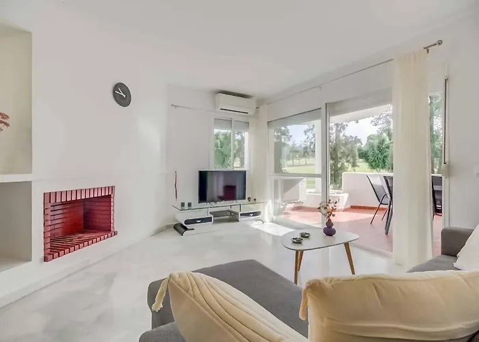 Appartamento 134 - Stylish Modern With Pool, Mijas *