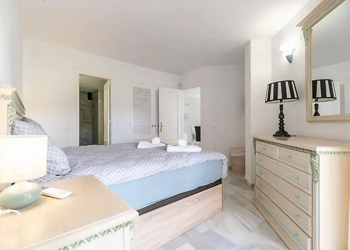 Appartamento 134 - Stylish Modern With Pool, Mijas