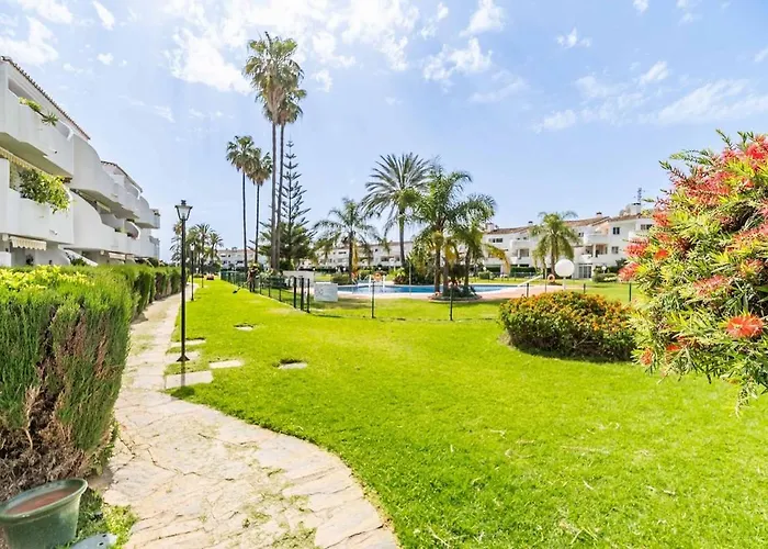 134 - Stylish Modern With Pool, Mijas *