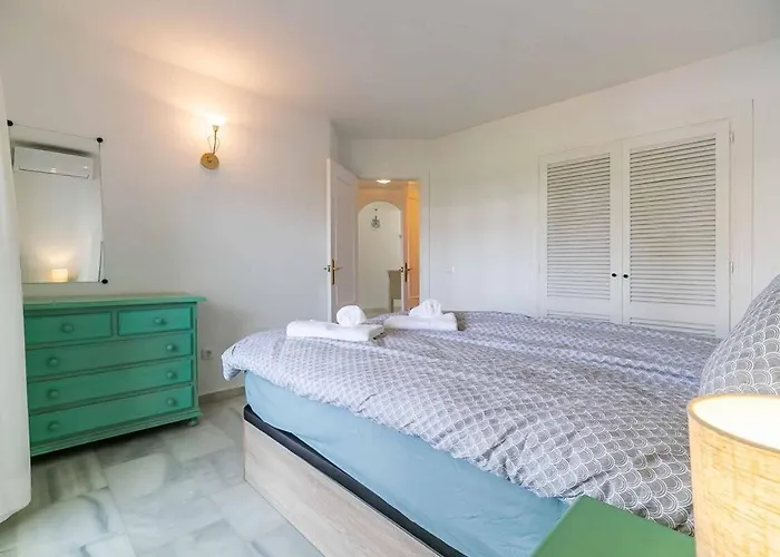 Appartamento 134 - Stylish Modern With Pool, Mijas