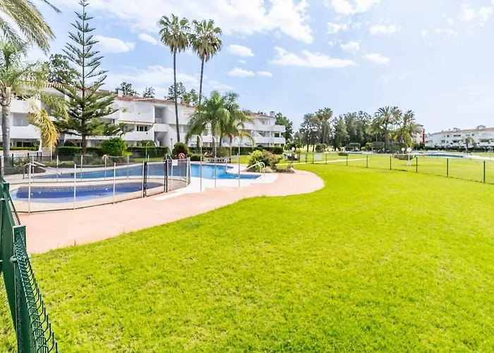 134 - Stylish Modern With Pool, Mijas Appartamento *